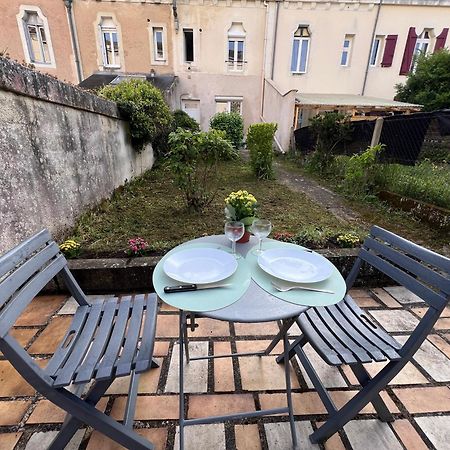 Studios Cozy Proche Gare Tgv Chatellerault Exterior photo
