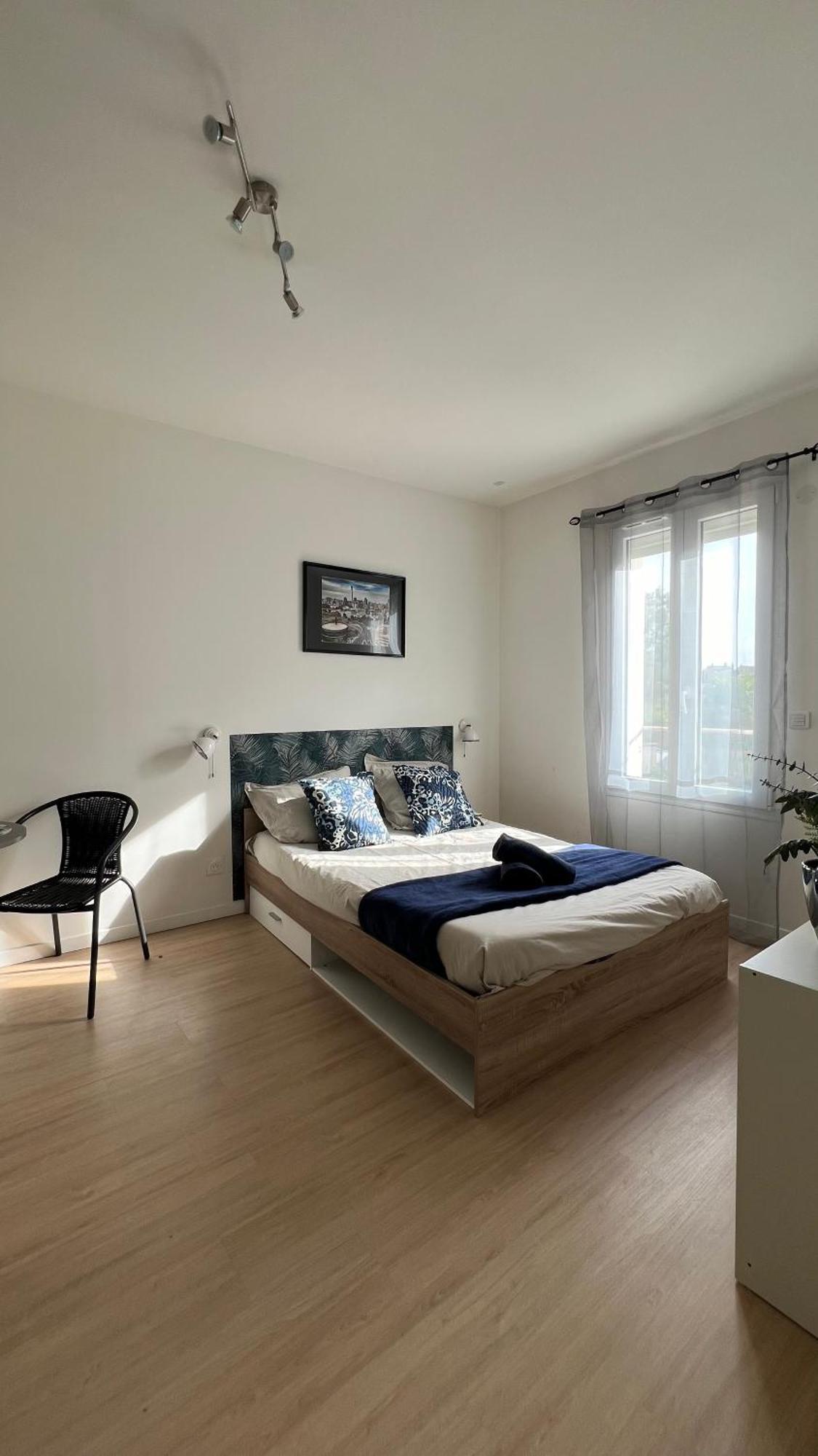 Studios Cozy Proche Gare Tgv Chatellerault Exterior photo