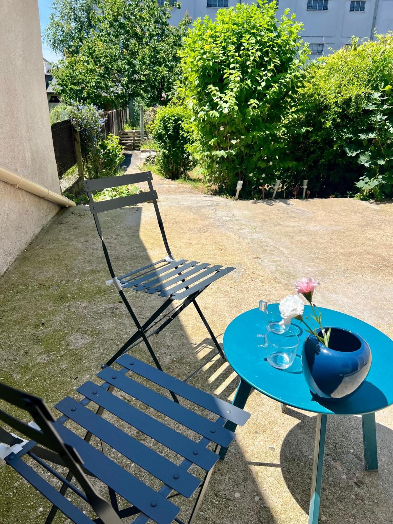 Studios Cozy Proche Gare Tgv Chatellerault Exterior photo